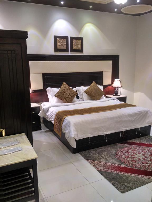 نزل خيال للشقق المخدومه Abha Esterno foto